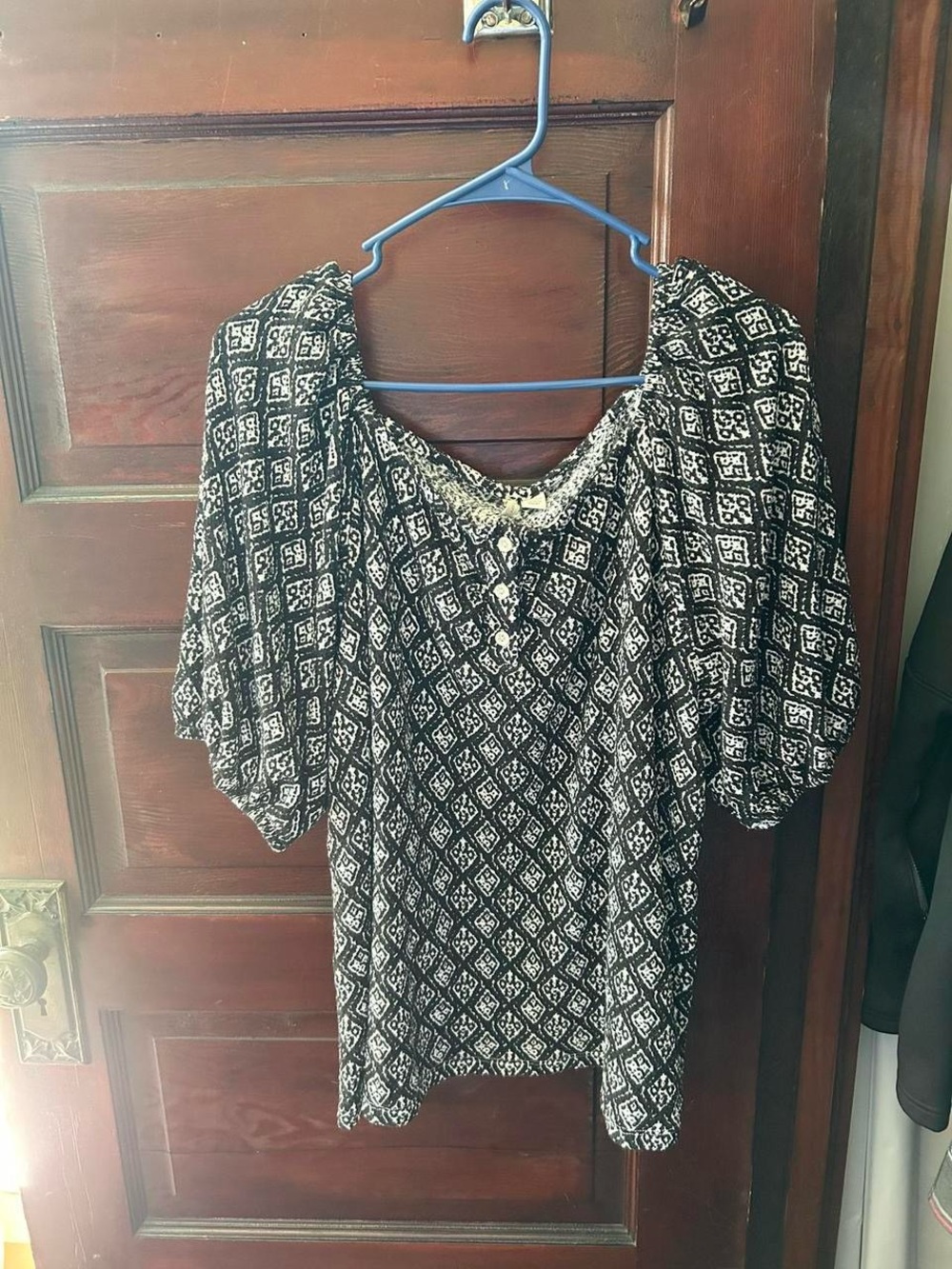 Cato’s Black & White Patterned Women's Blouse
